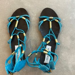 Steve Madden Turquoise Blue Sandals with Gold Accents Size 7.5